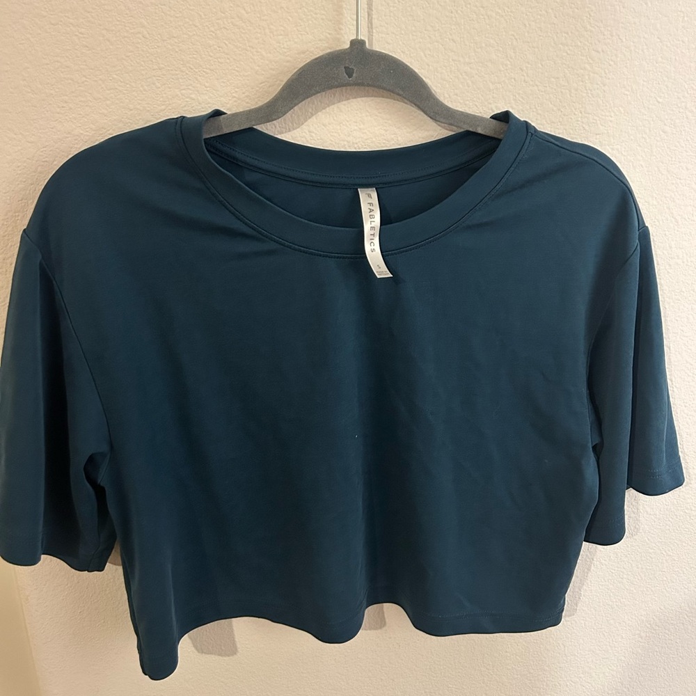 teal fabletics athletic top